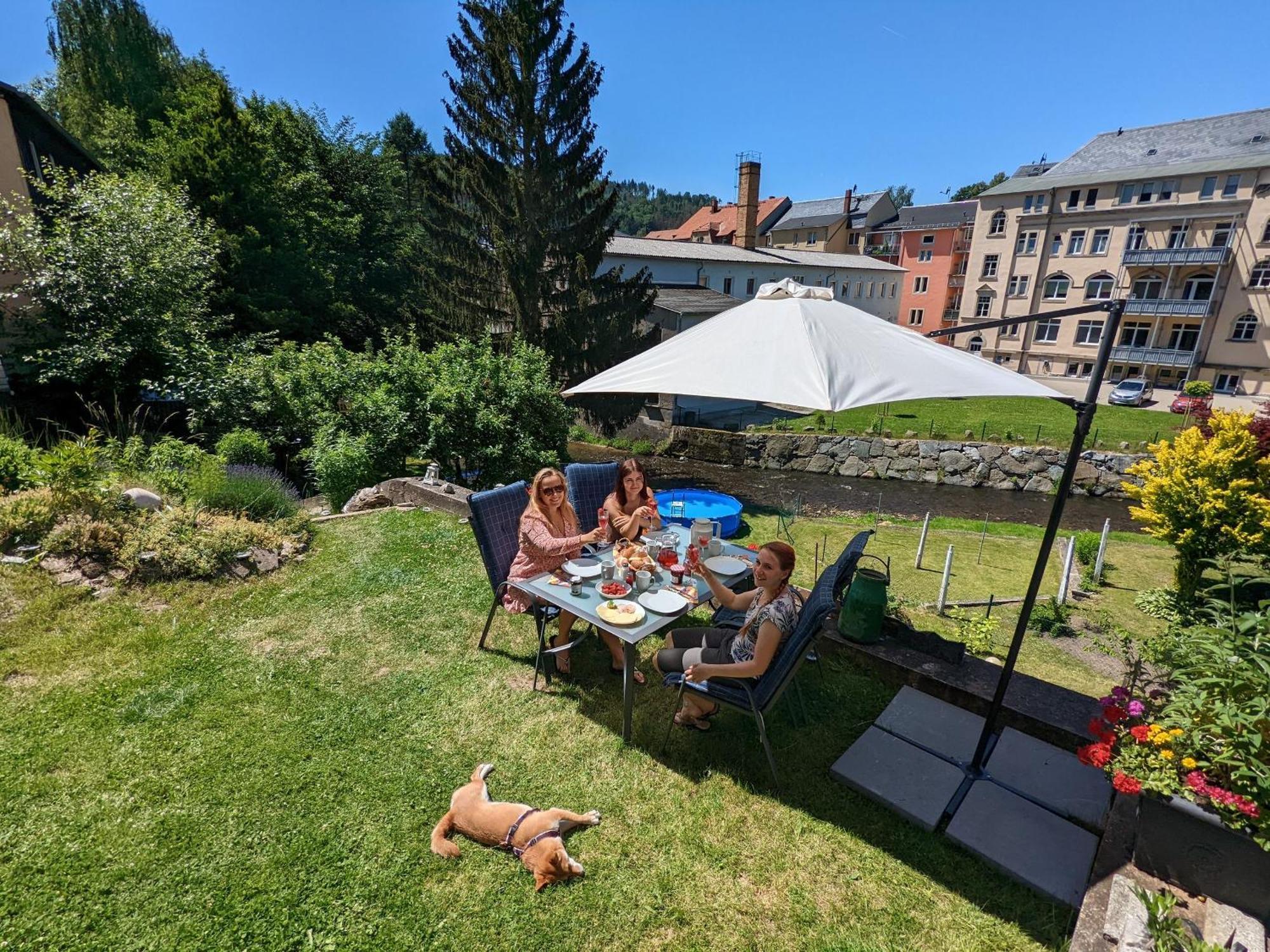 Ut - Urlaubsmagie - Urlaubstraum Mit Whirlpool, Pool & Sauna Зебниц Экстерьер фото